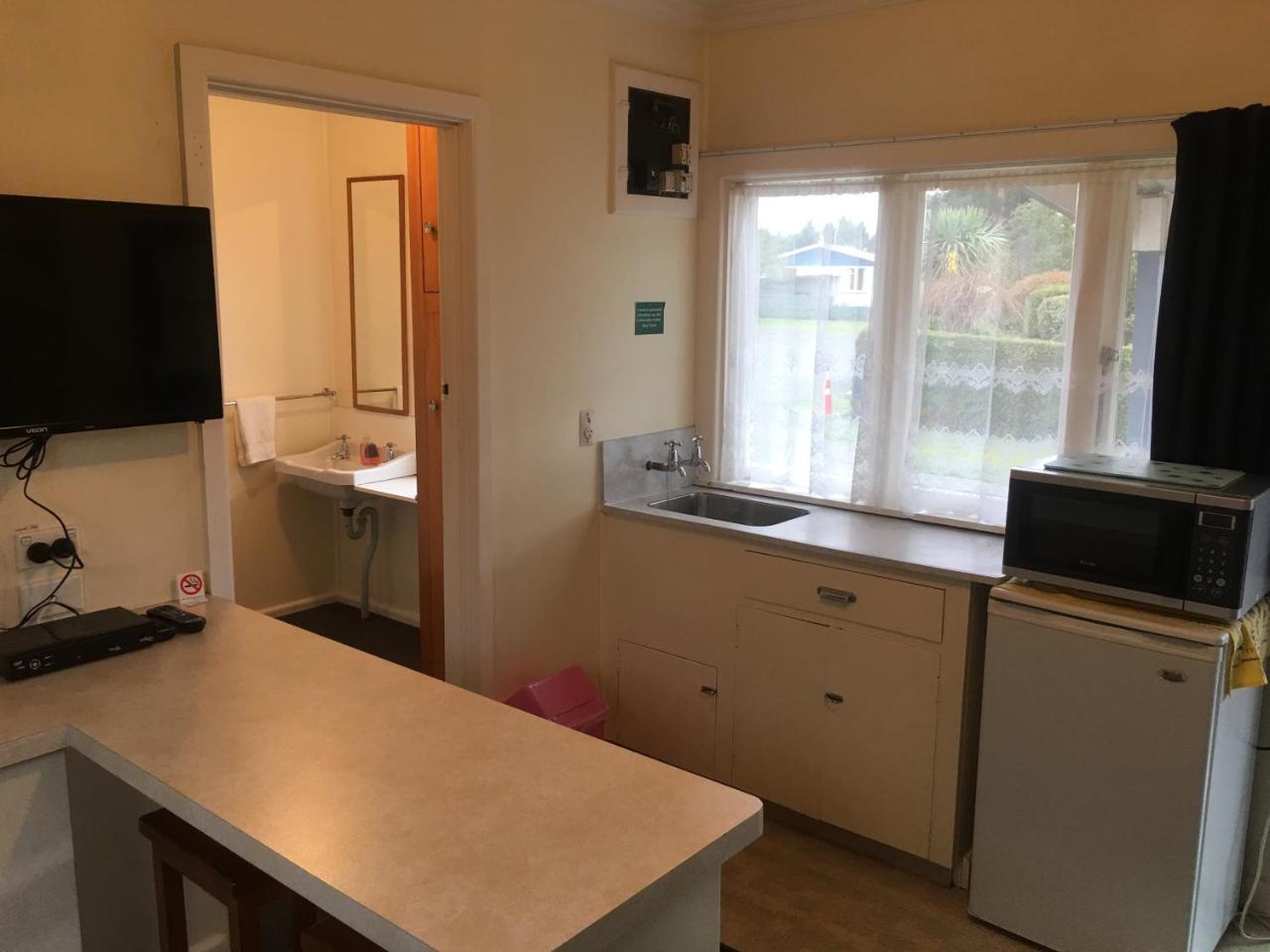 Alma Motel Oamaru Εξωτερικό φωτογραφία