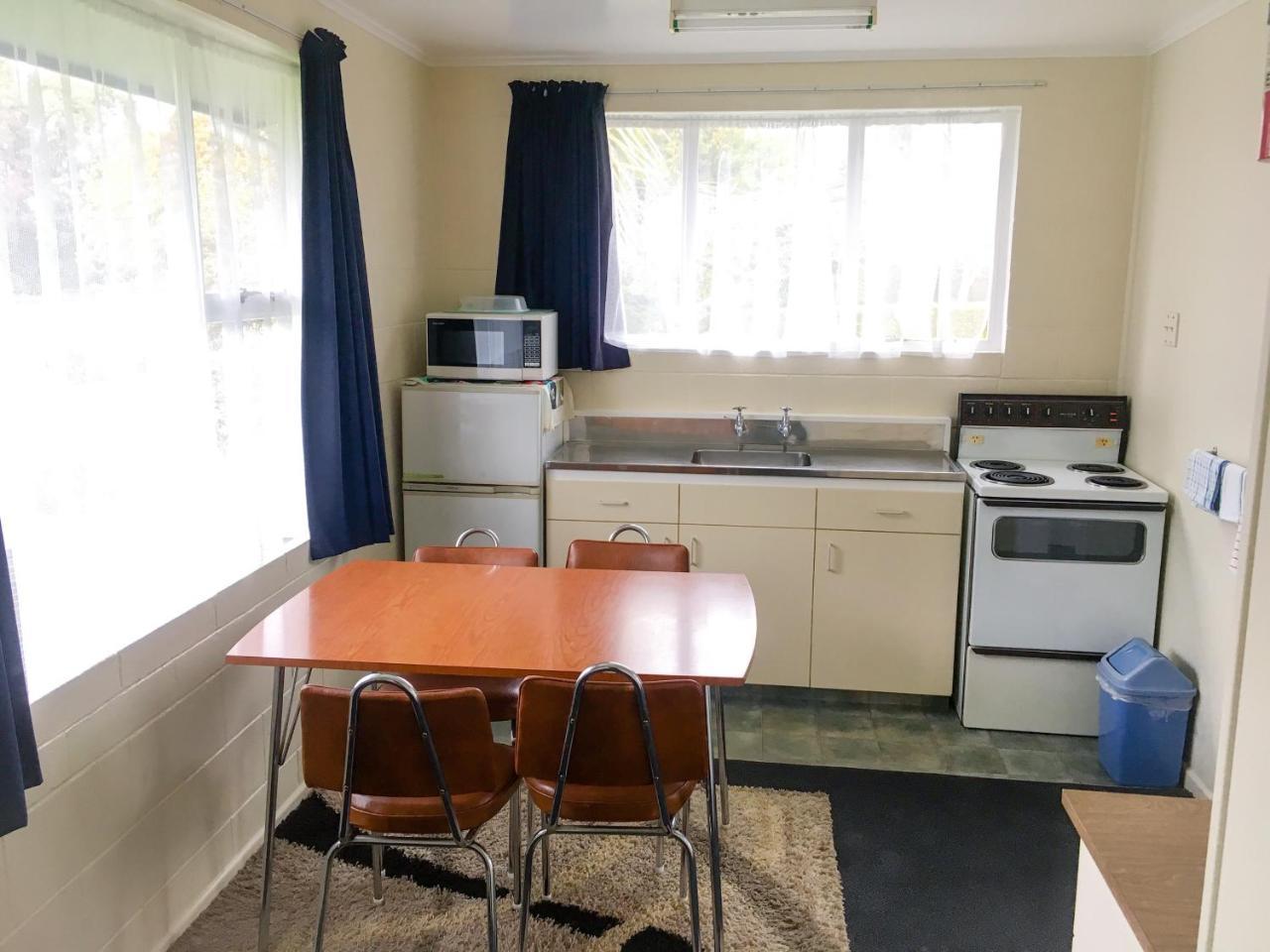 Alma Motel Oamaru Εξωτερικό φωτογραφία