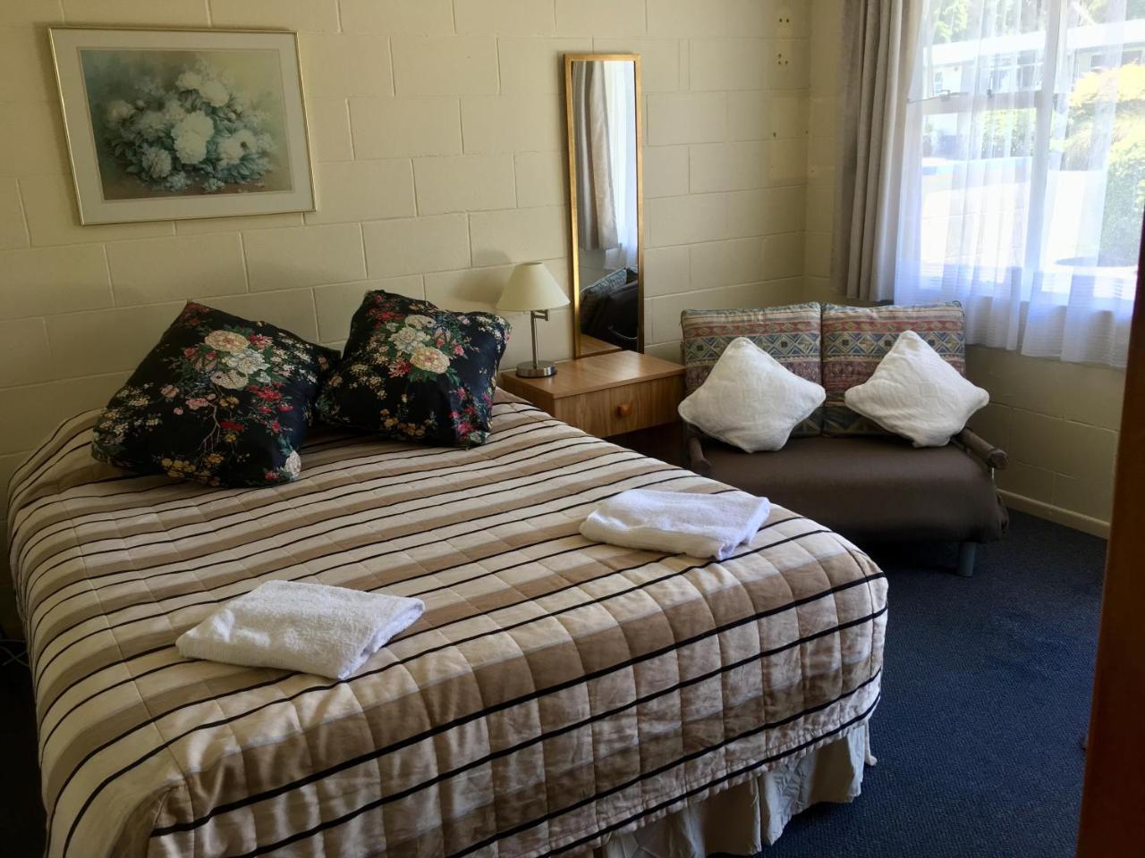 Alma Motel Oamaru Εξωτερικό φωτογραφία